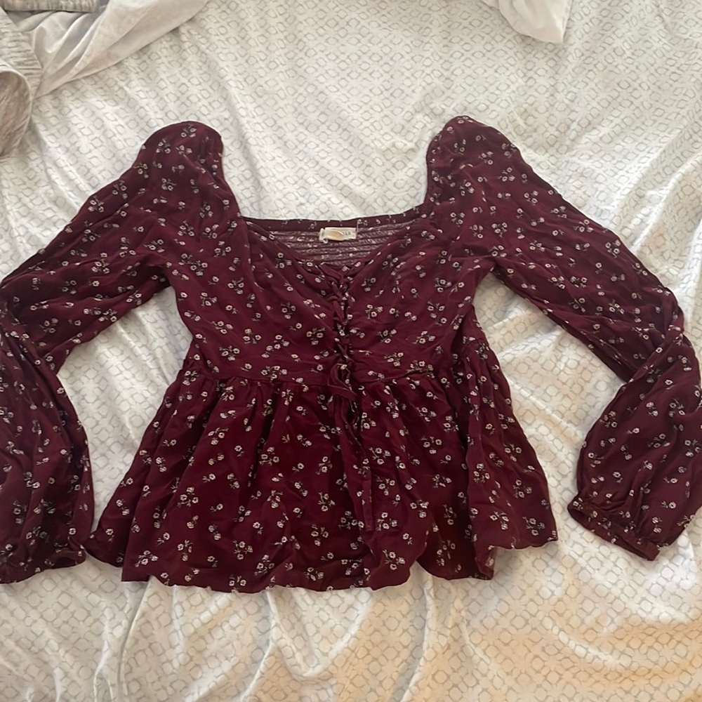 Aeropostale floral top